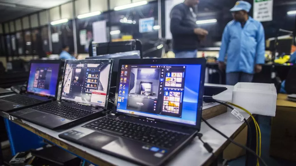 Tech Giants Seek Year-long Extension for Laptop Import Restrictions@startupinsider.in
